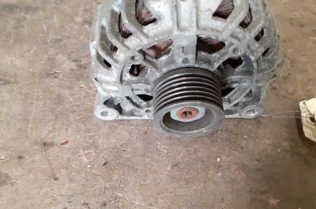 Alternateur Peugeot 307 (3A-C) 1.6 16v (2000-2007) 5 portes occasion