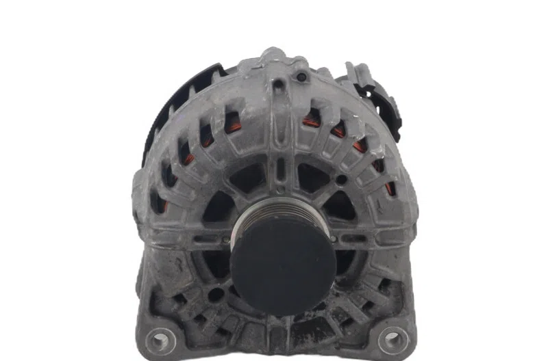 Alternateur pour RENAULT TRAFIC 3 MOYEN PHASE 3