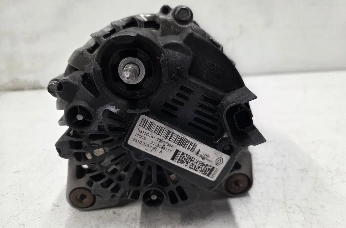 Alternateur RENAULT CLIO 4 PHASE 1 BREAK occasion