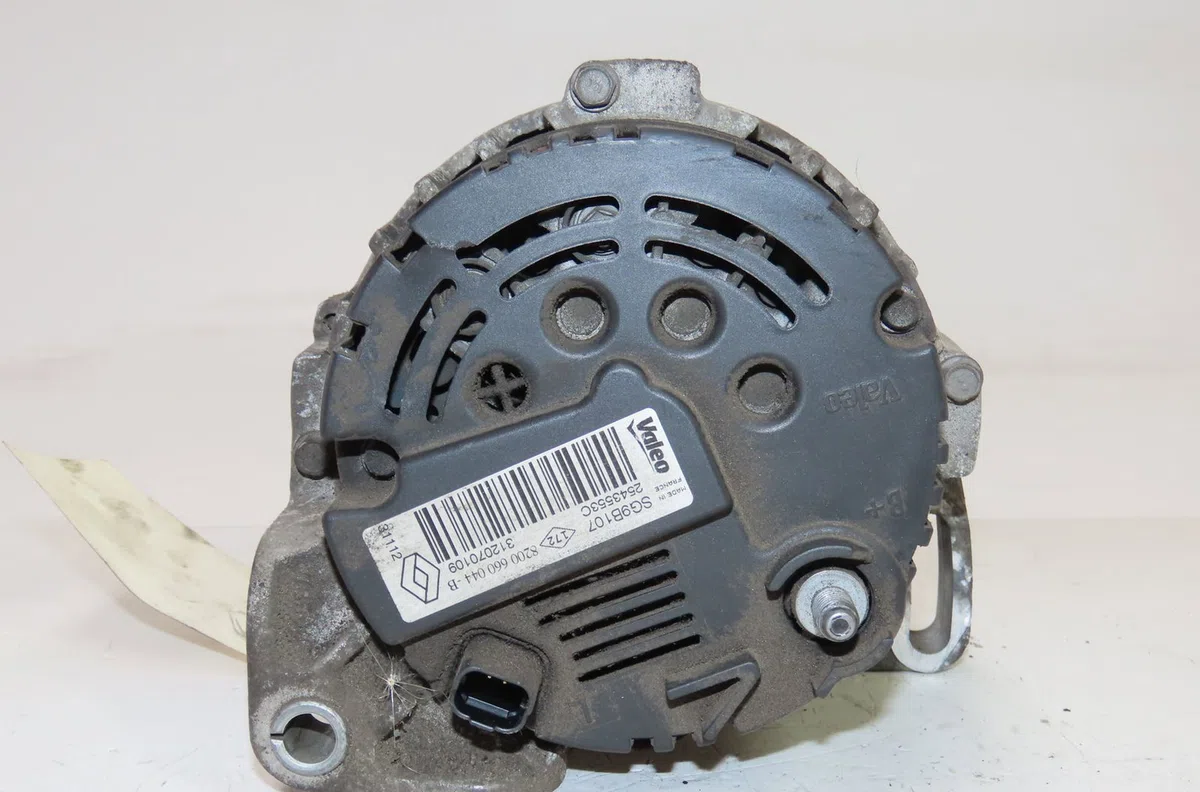 Alternateur Renault CLIO II (BB_, CB_) 1.2 16v (bb05, bb0w, bb11, bb27, bb2t, bb2u, bb2v, cb05,... (2001-2016) 3 portes 