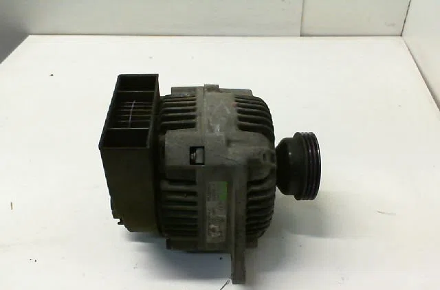 Alternateur RENAULT CLIO II Phase 1 03-1998--06-2001 1.6 occasion