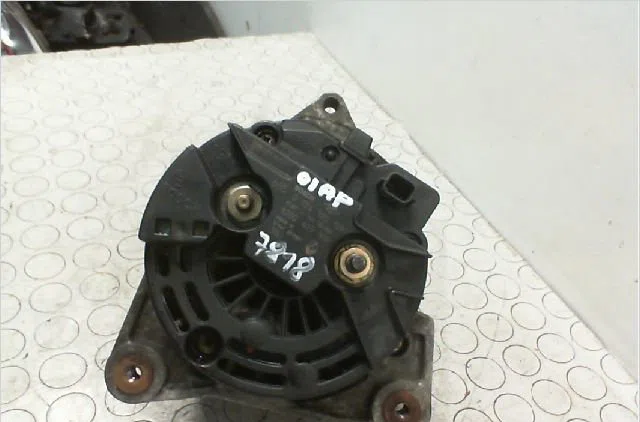 Alternateur Renault CLIO III (BR0-1, CR0-1) 1.2 16v (br02, br0j, br11, cr02, cr0j, cr11) (2005-2014) 5 portes occasion