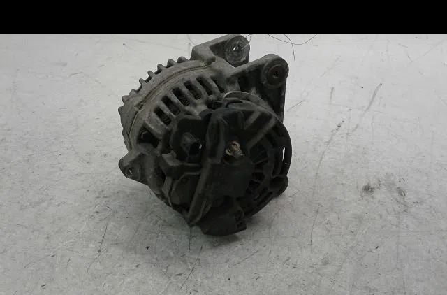 Alternateur Renault CLIO III (BR0-1, CR0-1) 1.4 16v (2005-2012) occasion
