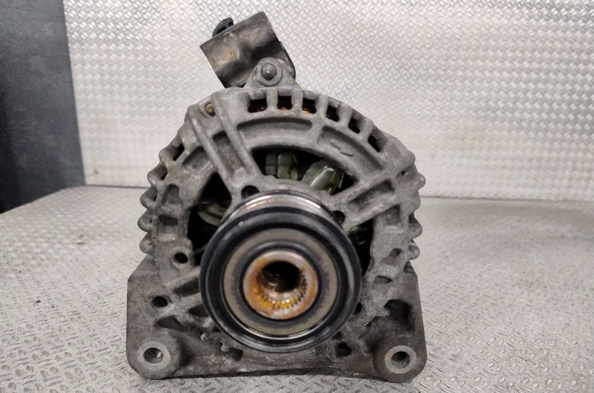 Alternateur Renault CLIO III (BR0-1, CR0-1) 1.5 dci (br17, cr17) (2005-2012) 5 portes occasion