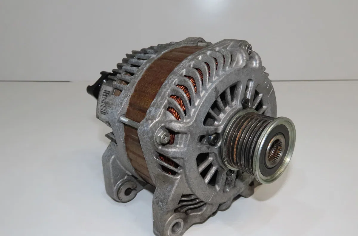 Alternateur Renault LAGUNA III (BT0-1) 2.0 dci (bt07, bt0j, bt14, bt1a, bt1s) (2007-2015) 5 portes occasion