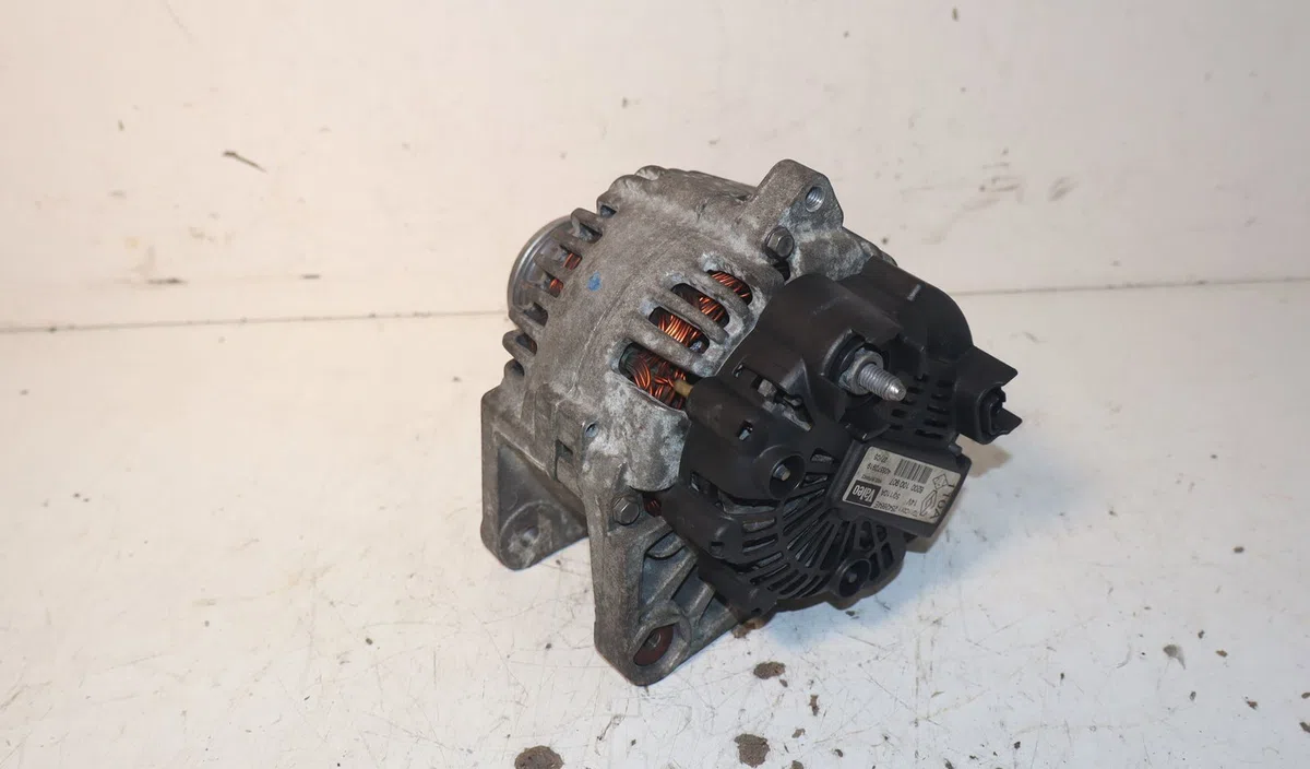 Alternateur Renault MEGANE II (BM0-1_, CM0-1_) 1.4 16v (bm0b, cm0b) (2002-2008) occasion
