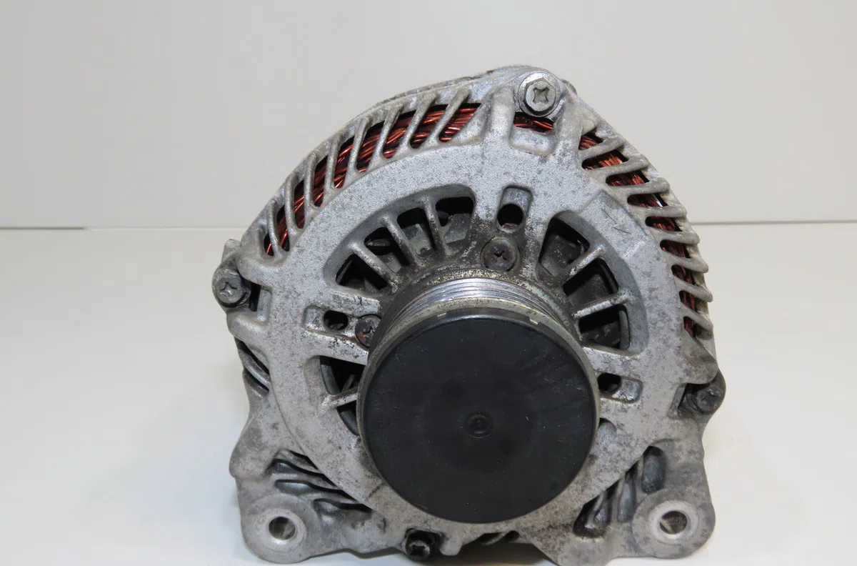 Alternateur Renault MEGANE III 3-5 portes (BZ0-1_, B3_) 1.5 dci (bz0c) (2008-2015) 5 portes occasion