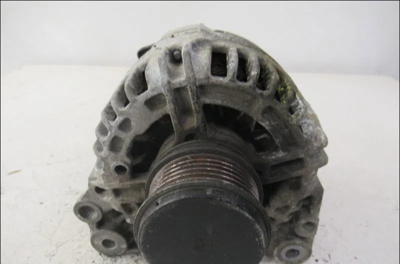 Alternateur Seat IBIZA III (6L1) 1.4 tdi (2002-2005) occasion