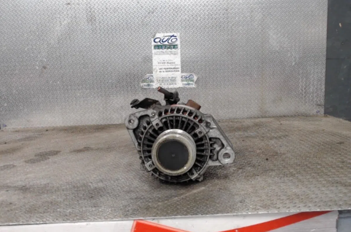 Alternateur Toyota YARIS (_P1_) 1.4 d-4d (nlp10_) (2001-2005) occasion