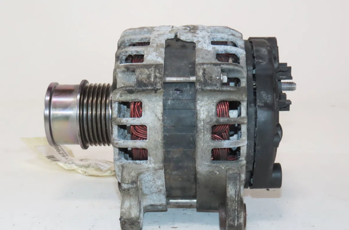 Alternateur Volkswagen BEETLE (5C1, 5C2) 1.2 tsi 16v (2014-2019) occasion