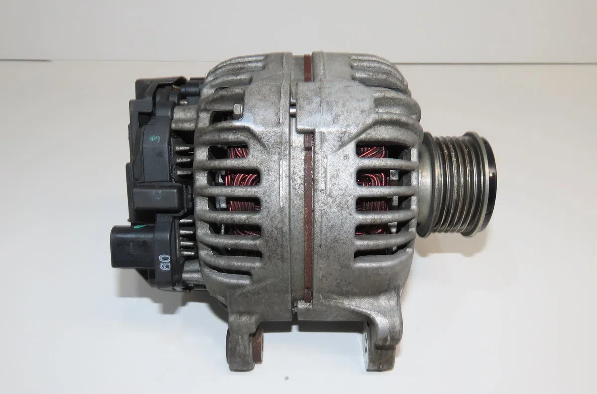 Alternateur Volkswagen EOS (1F7, 1F8) 2.0 tdi 16v (2008-2015) occasion
