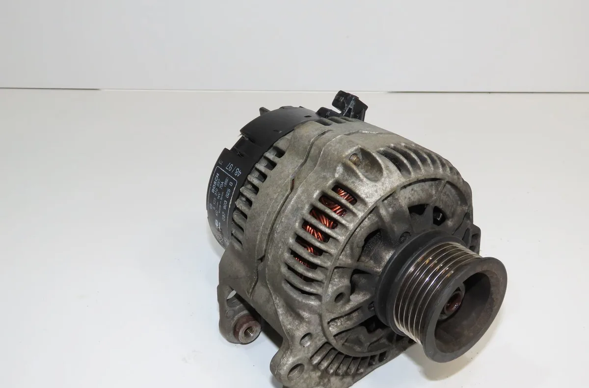 Alternateur Volkswagen GOLF IV (1J1) 1.4 16v (1997-2004) 5 portes occasion