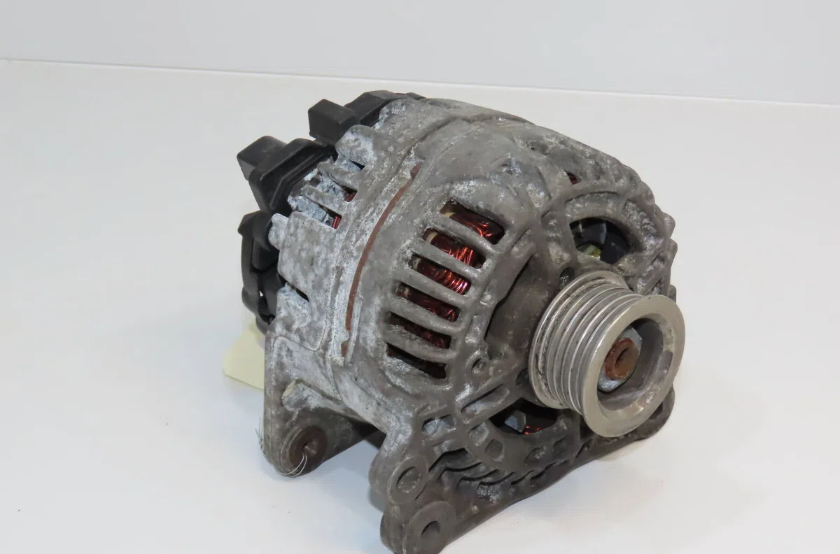 Alternateur Volkswagen GOLF V (1K1) 1.6 fsi (2003-2008) occasion