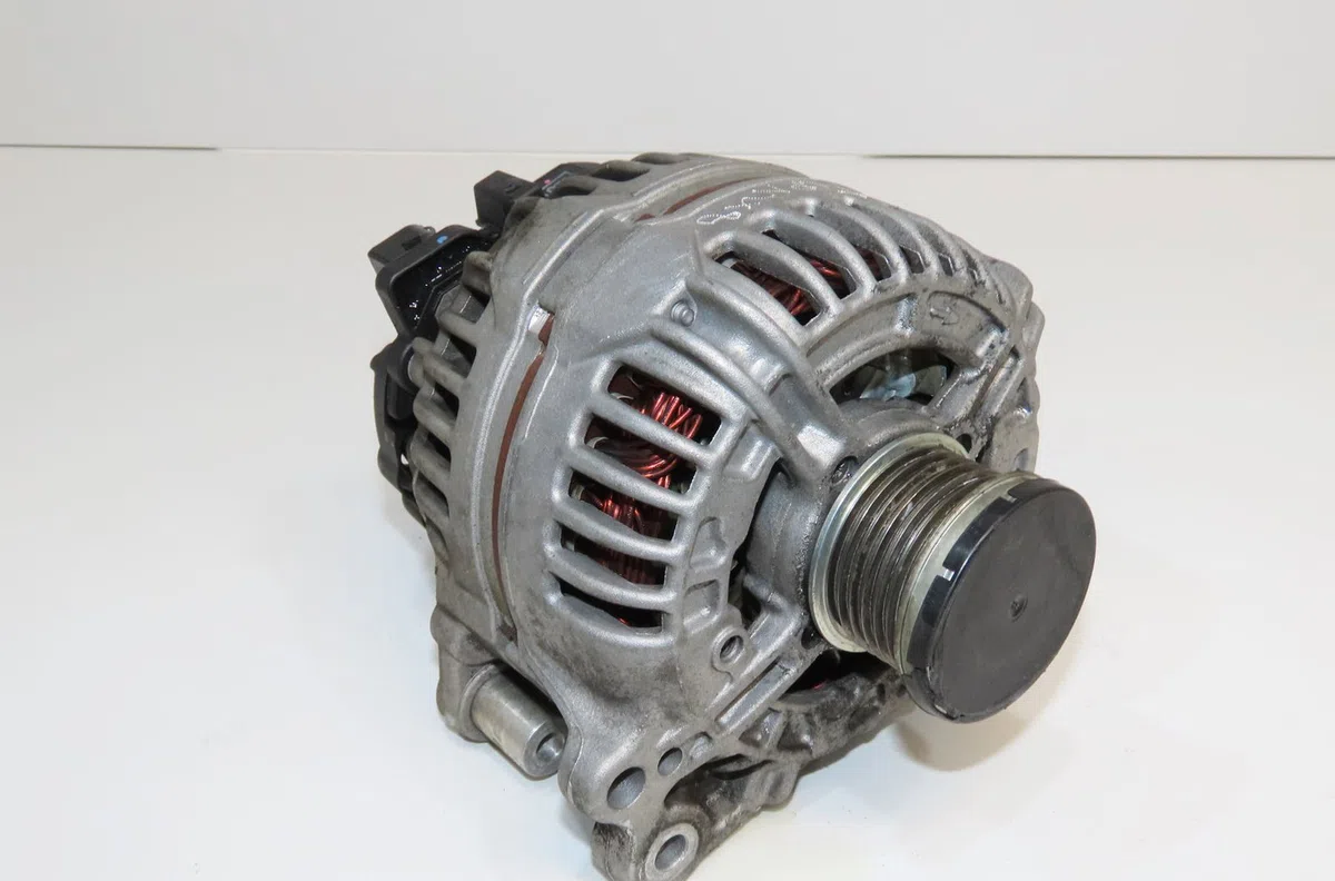 Alternateur Volkswagen GOLF VI (5K1) 1.4 tsi (2008-2012) 5 portes occasion