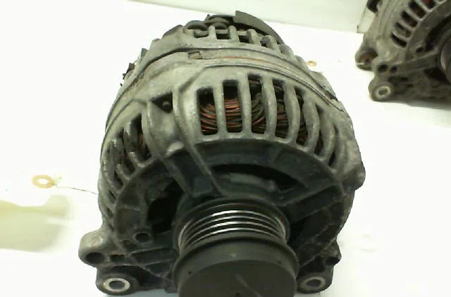Alternateur VOLKSWAGEN PASSAT IV Phase 2 BREAK 10-2000--09-2005 occasion