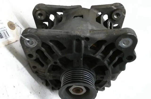 Alternateur Volkswagen POLO (9N_, 9A_) 1.2 (2002-2007) occasion