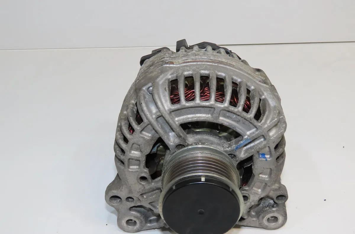 Alternateur Volkswagen POLO (9N_, 9A_) 1.4 tdi (2001-2005) 3 portes occasion