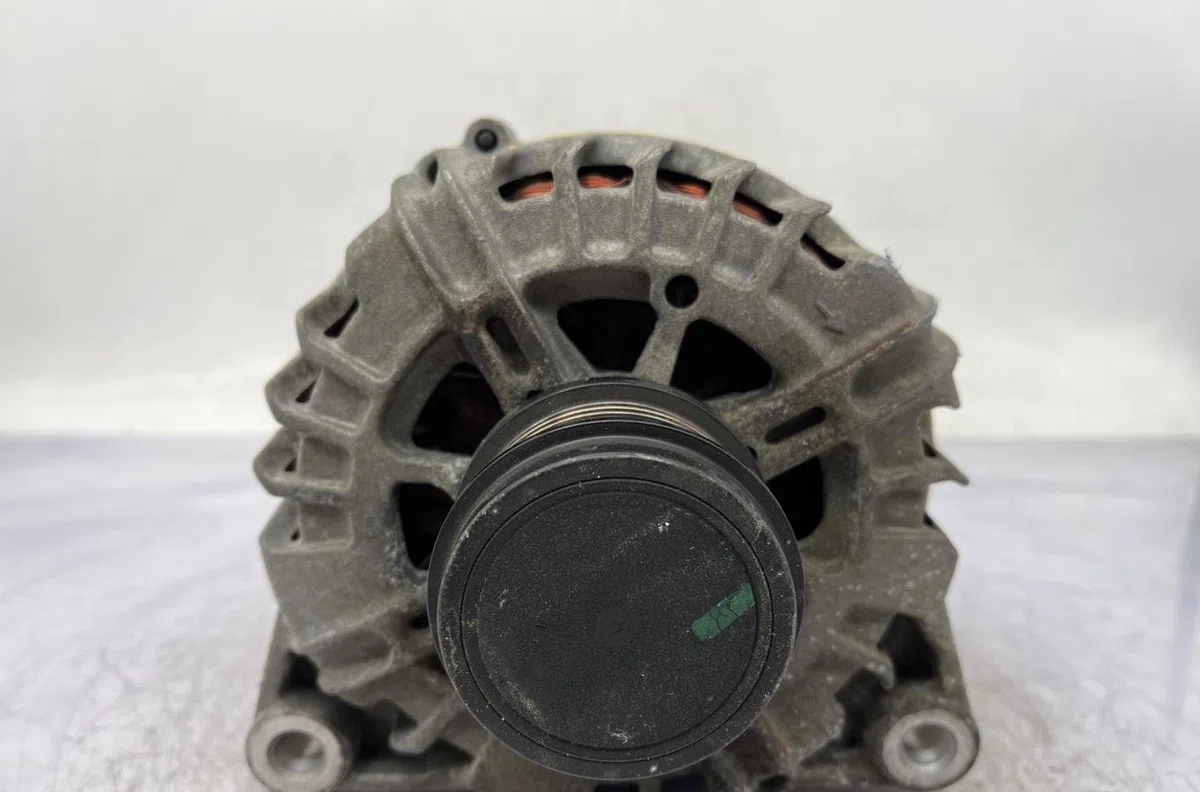 Alternateur VOLVO V 40 2 PHASE 1 BREAK occasion