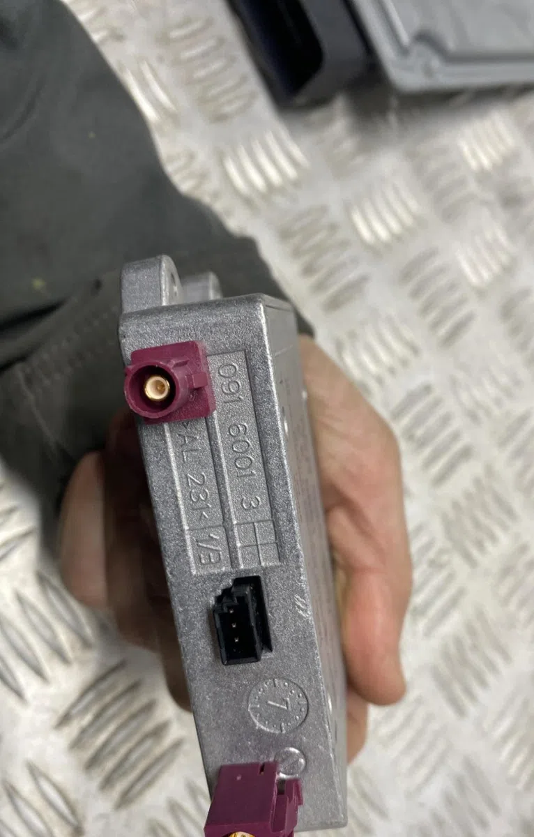 Amplificateur autoradio AUDI A4 3 PHASE 1 occasion