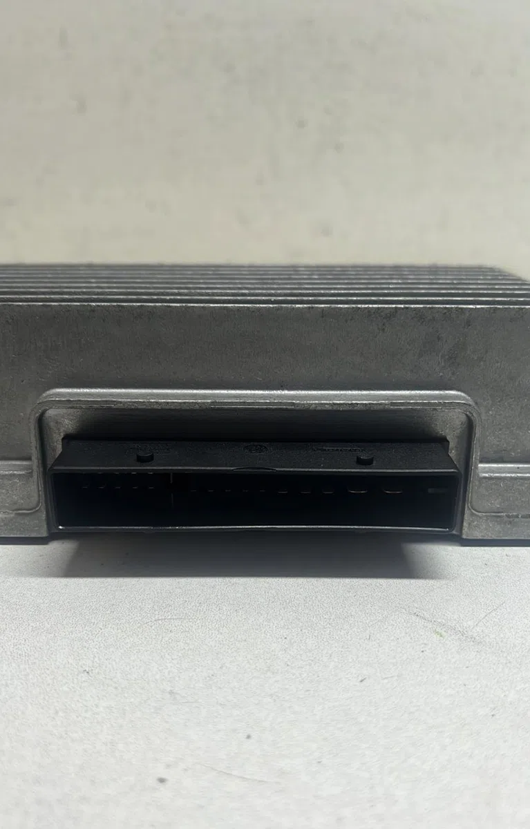 Amplificateur autoradio Audi A6 C6 (4F2) 2.0 tdi (2004-2008) occasion