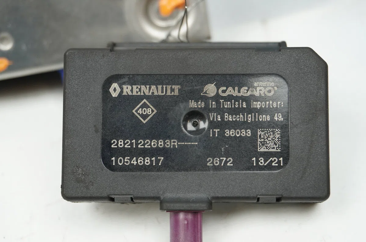 Amplificateur autoradio Dacia SANDERO III Liberty 125 i.e. (m73) (2012) occasion