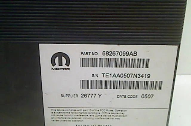 Amplificateur autoradio Dodge RAM 1500 Crew Cab Pickup 5.7 4wd (2008-2010) occasion