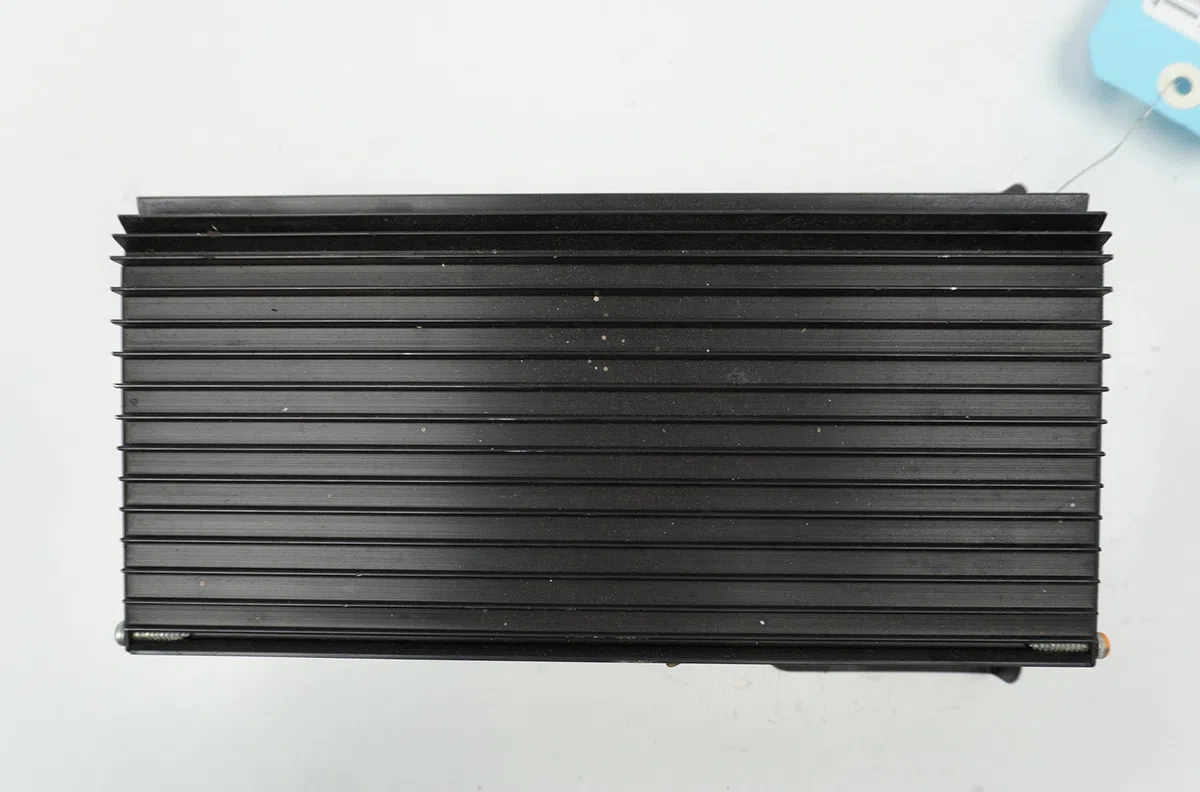 Amplificateur autoradio Jeep GRAND CHEROKEE I (ZJ, ZG) 2.5 td 4x4 (z) (1995-1999) occasion