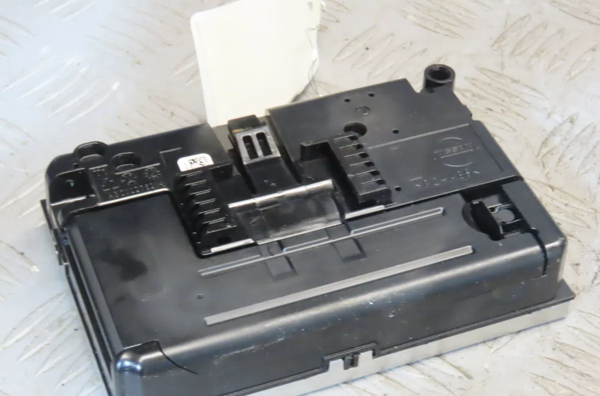 Amplificateur autoradio RENAULT ARKANA occasion
