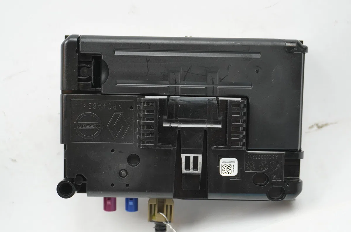 Amplificateur autoradio Renault KANGOO III Camionnette-Monospace 1.5 blue dci 95 (fjab) (2021) occasion