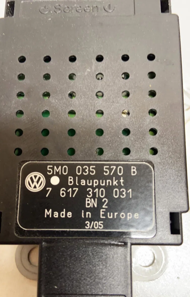 Amplificateur autoradio Volkswagen GOLF V (1K1) 1.9 tdi (2003-2008) 5 portes occasion