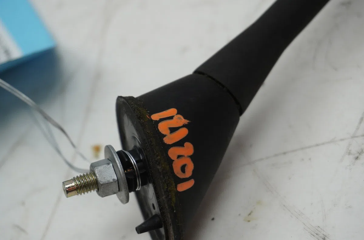 Antenne Citroen XSARA PICASSO (N68) 1.6 hdi (2004-2011) 5 portes occasion