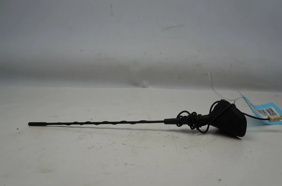 Antenne Renault CLIO III (BR0-1, CR0-1) 1.5 dci (2010-2014) 5 portes occasion