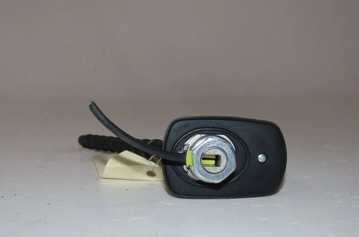Antenne Toyota YARIS (_P13_) 1.5 hybrid (nhp130_) (2012) occasion