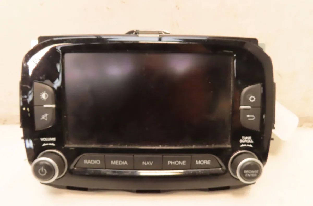 Autoradio Alfa romeo GIULIETTA (940_) 1.4 tb (940fxb1a, 940fxb11) (2010-2018) occasion
