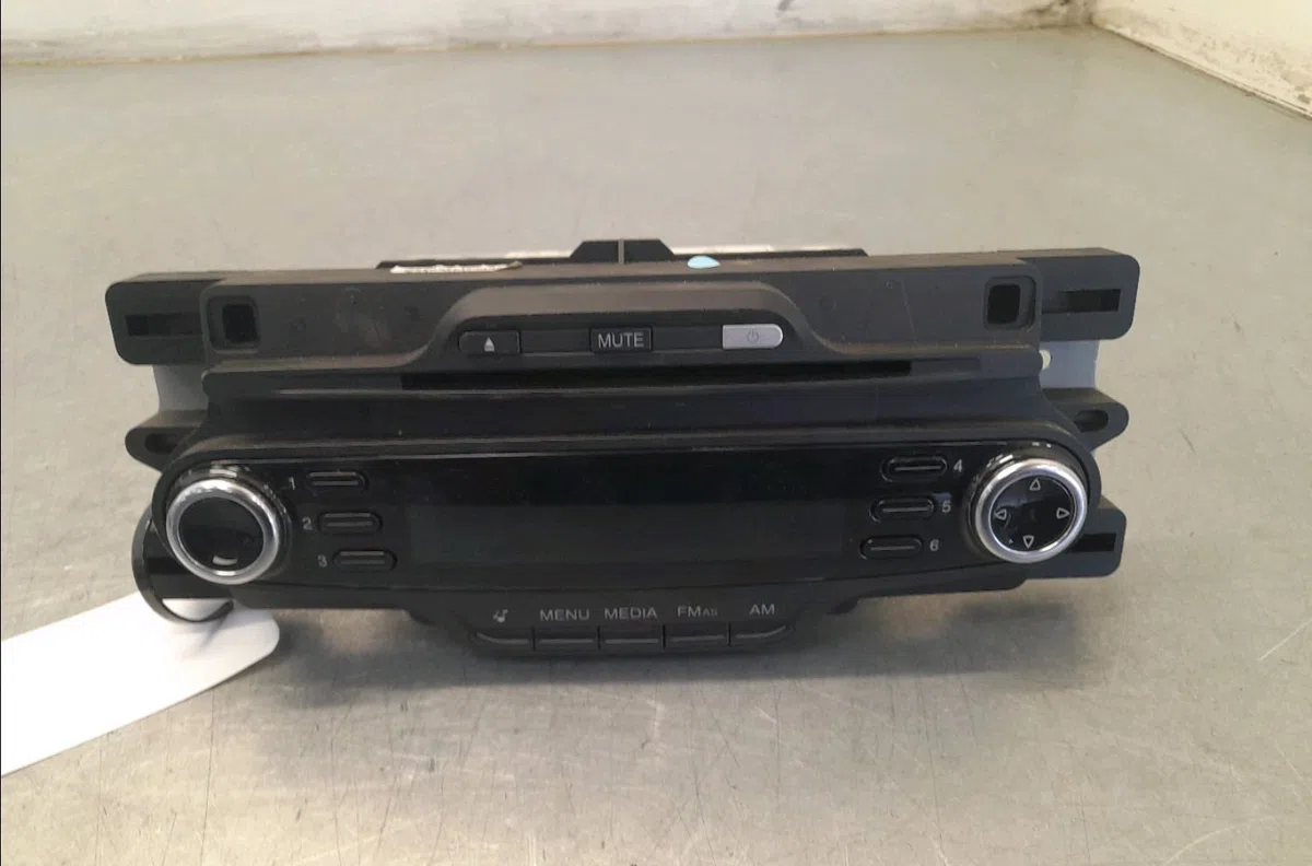 Autoradio Alfa romeo GIULIETTA (940_) 1.6 jtdm (940fxd1a) (2010-2016) 5 portes occasion