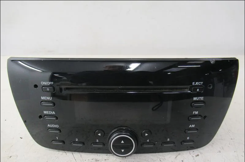 Autoradio Audi 80 B1 A trois volumes (80, 82) 1.5 (1972-1975) occasion