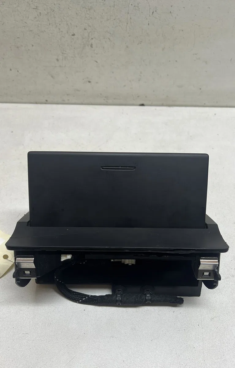 Autoradio Audi A1 Sportback (8XA, 8XF) 1.6 tdi (2011-2015) occasion