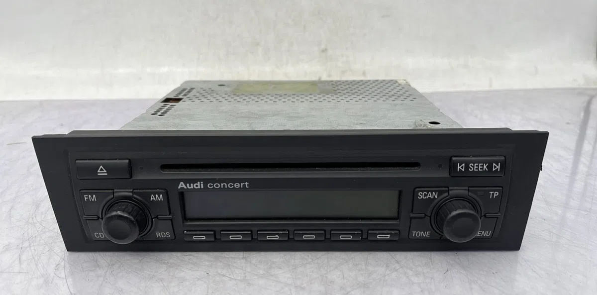 Autoradio AUDI A3 2 SPORTBACK PHASE 1 occasion