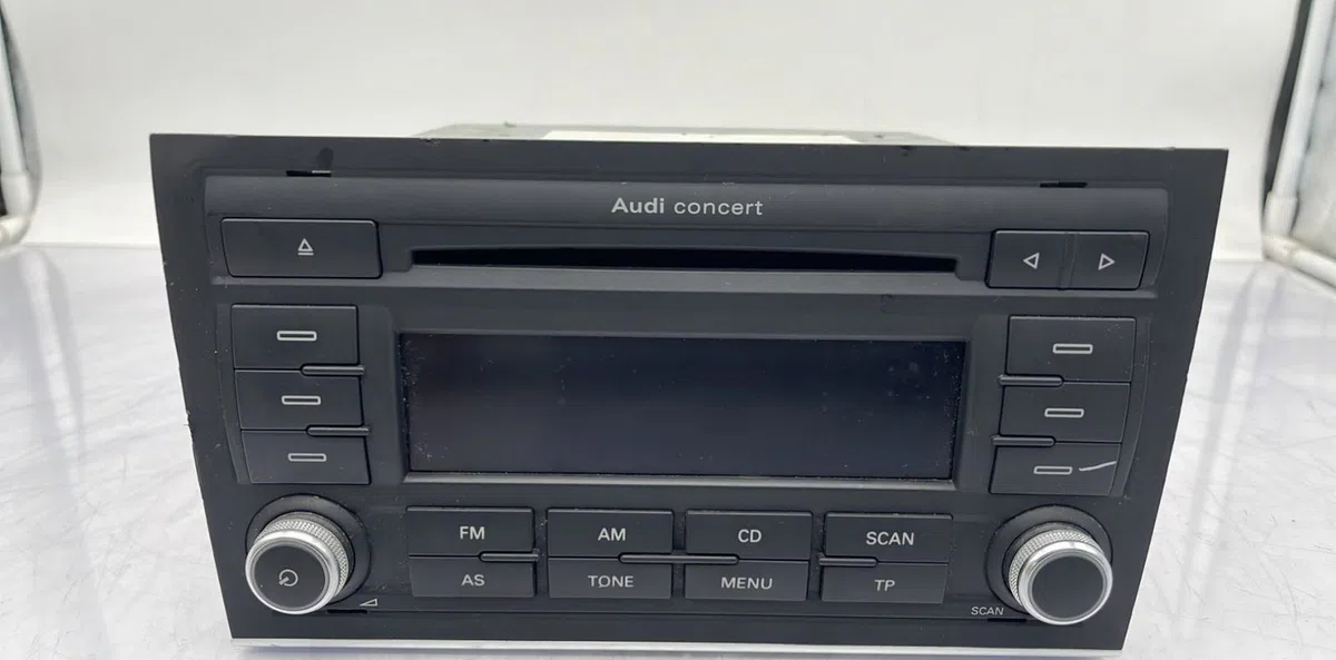 Autoradio AUDI A4 2 AVANT PHASE 2 BREAK occasion