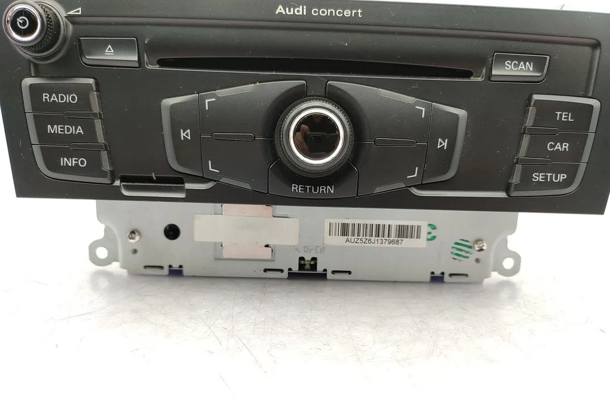 Autoradio AUDI A4 3 AVANT PHASE 1 BREAK occasion