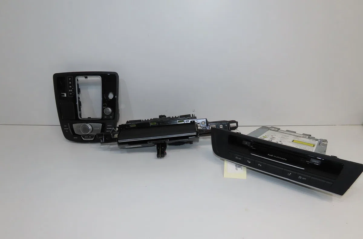 Autoradio Audi A7 Sportback (4GA, 4GF) 3.0 tdi quattro (2010-2015) occasion