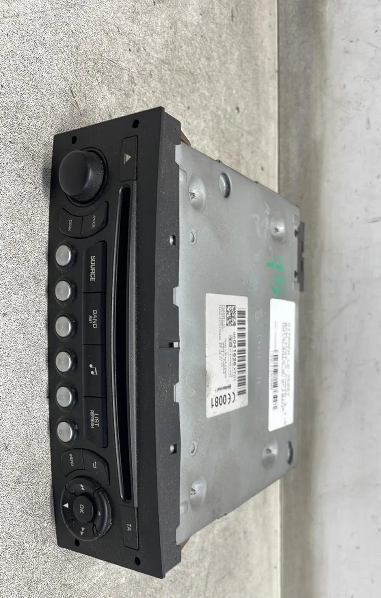 Autoradio Citroen BERLINGO Camionnette-Monospace (B9) 1.6 hdi - bluehdi 75 (2010) 4 portes occasion