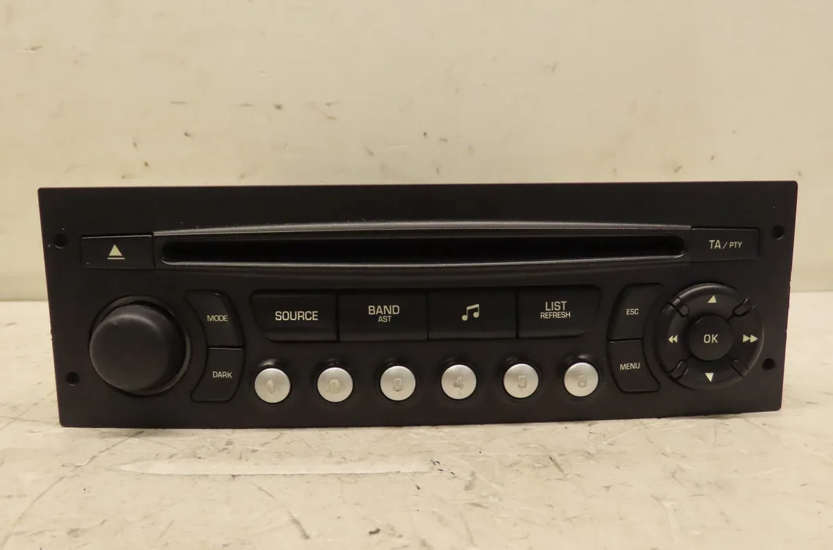 Autoradio Citroen C3 II (SC_) 1.4 (2009-2016) 5 portes occasion