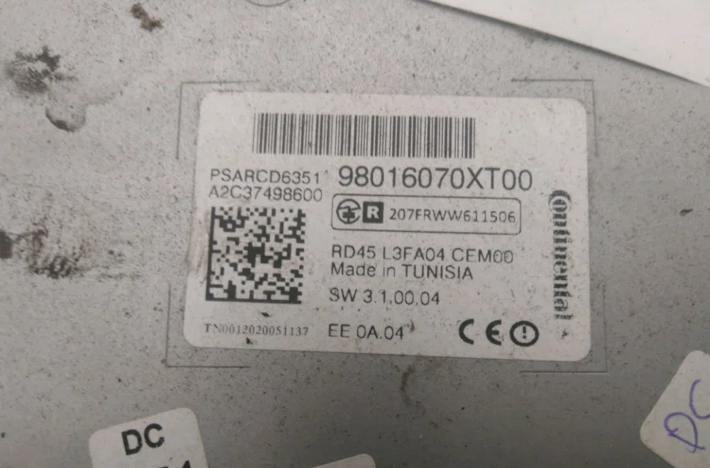 Autoradio Citroen C3 II (SC_) 1.4 hdi 70 (sc8hzc, sc8hr0, sc8hp4) (2009) 5 portes occasion