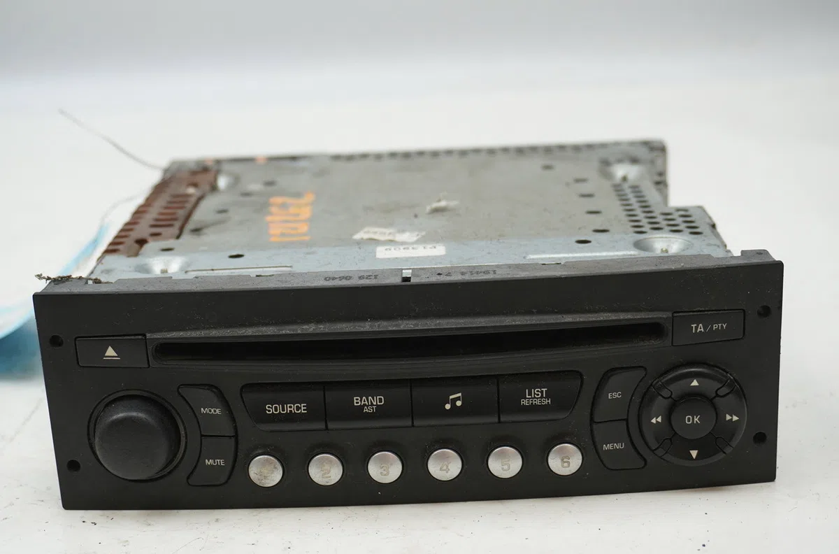 Autoradio Citroen C4 GRAND PICASSO I (UA_) 1.6 hdi (2006-2011) 5 portes occasion