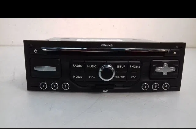 Autoradio Citroen C4 PICASSO I Monospace (UD_) 1.6 hdi 110 (2010-2013) 5 portes occasion