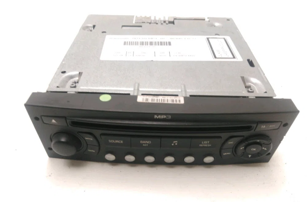 Autoradio Citroen C5 III Break (RW_) 1.6 hdi 110 (2008) 5 portes occasion