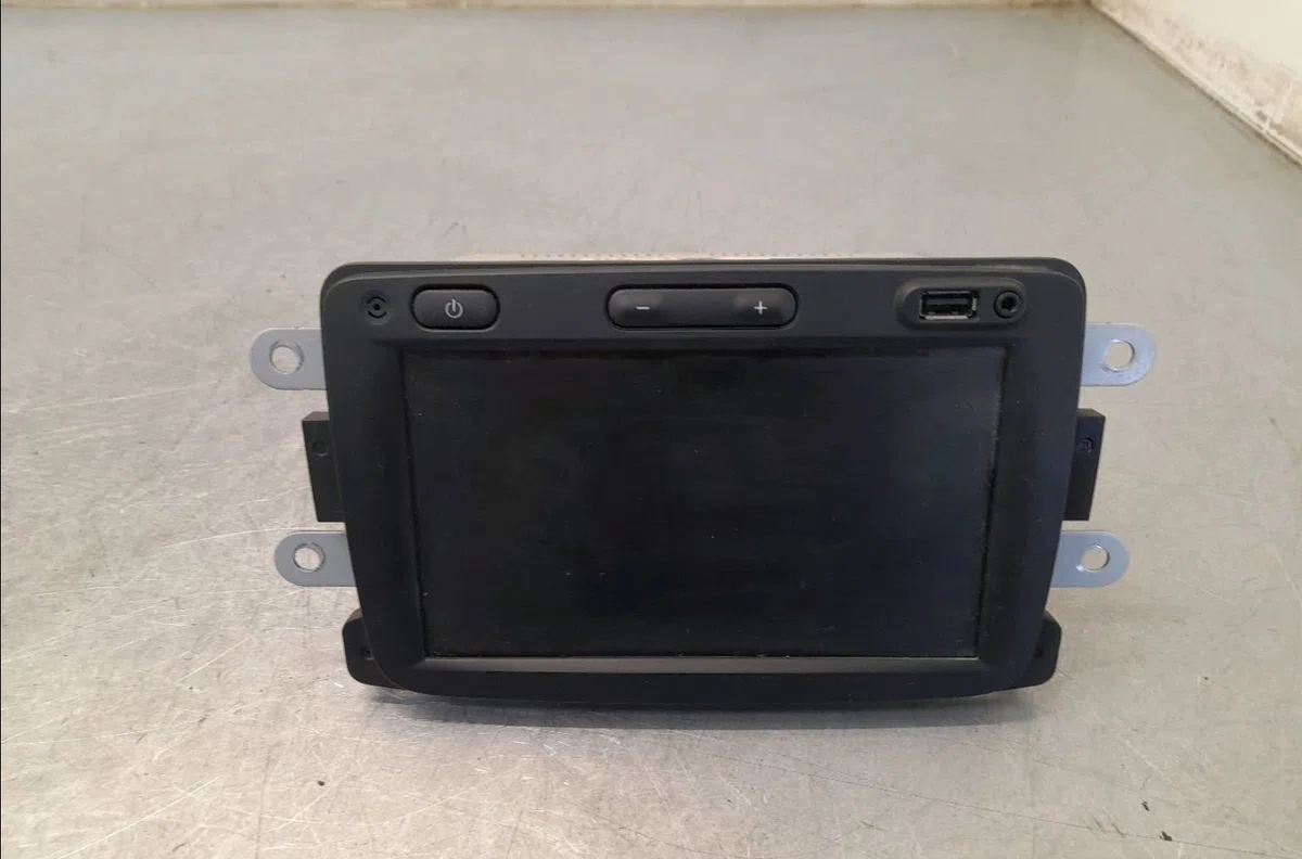 Autoradio Dacia SANDERO II Tce 90 (b8m1, b8ma) (2012) 5 portes occasion