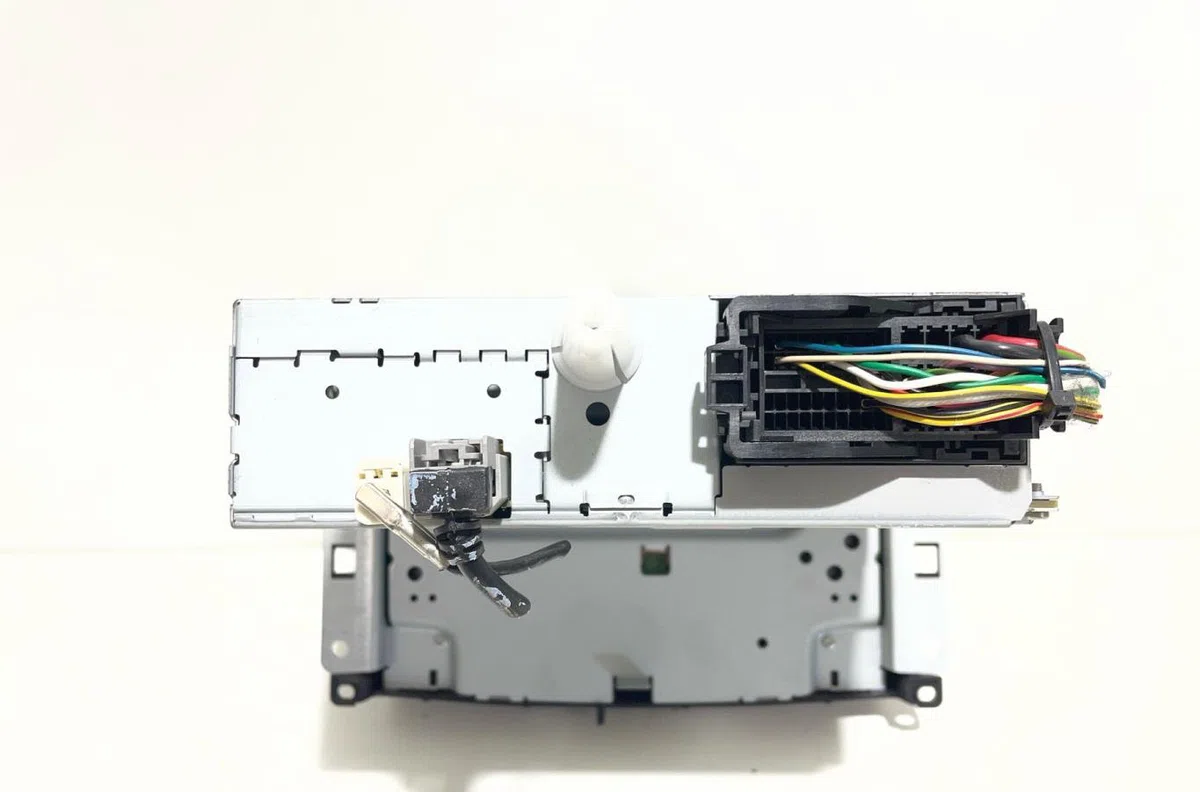 Autoradio Fiat 500L (351_, 352_) 1.3 d multijet (199lxy1a, 199lxy11) (2012) occasion