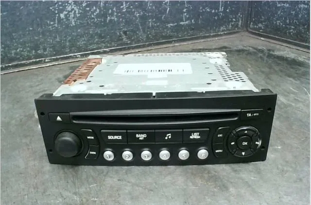 Autoradio Fiat SCUDO Camionnette (270_, 272_) 2.0 d multijet (2007-2016) occasion